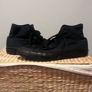 Converse Chuck Taylor. Size 14. Black. Used good condition.